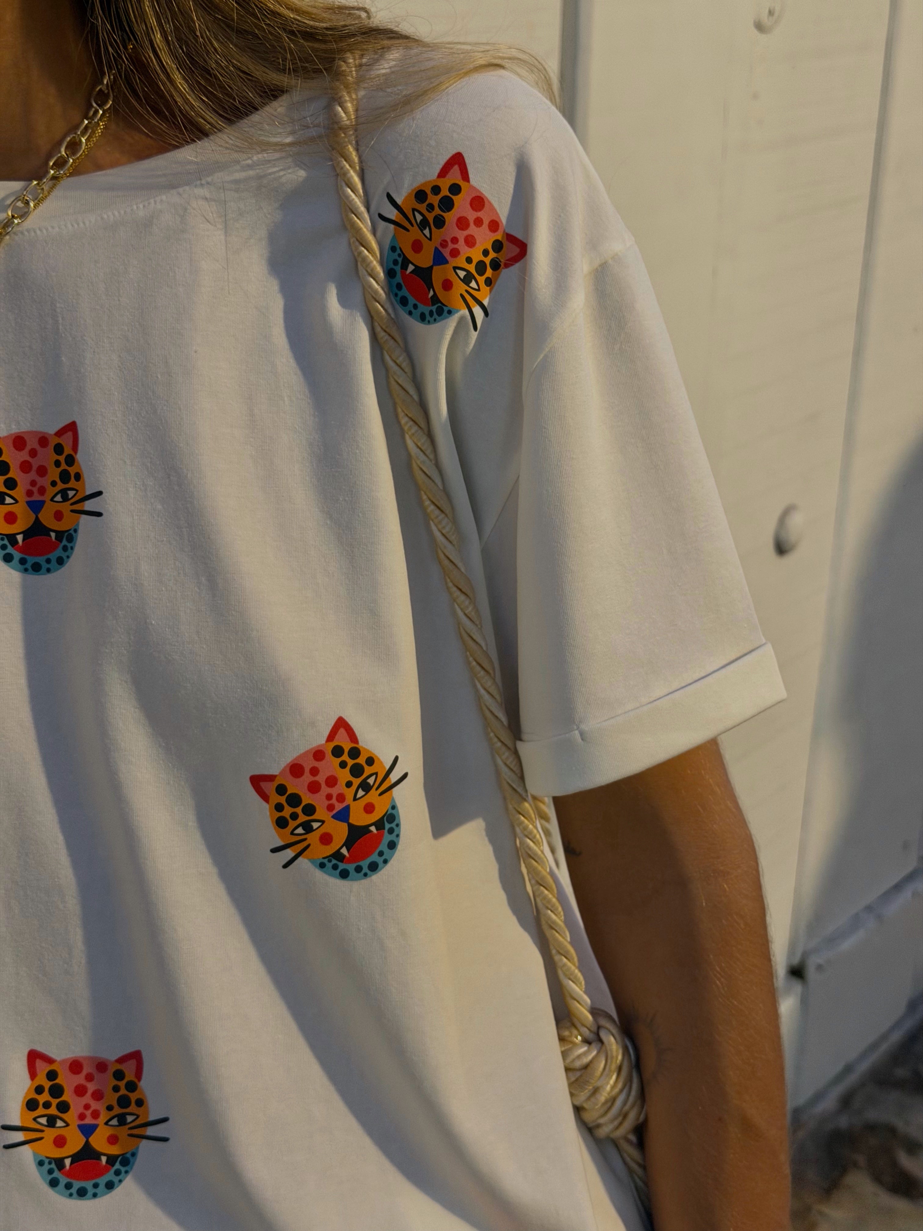 Camiseta Leopardo Feliz