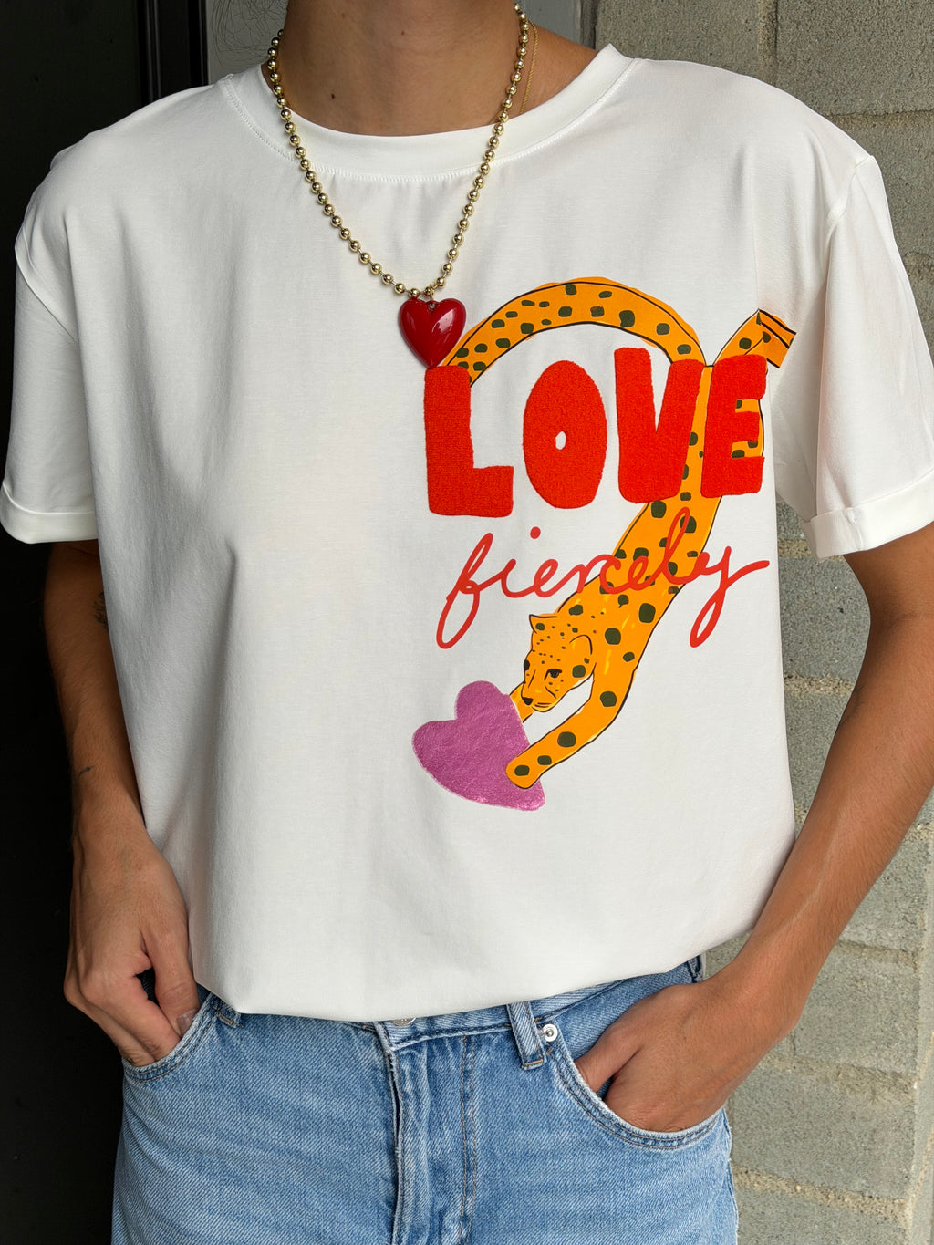 Camiseta ama intensamente