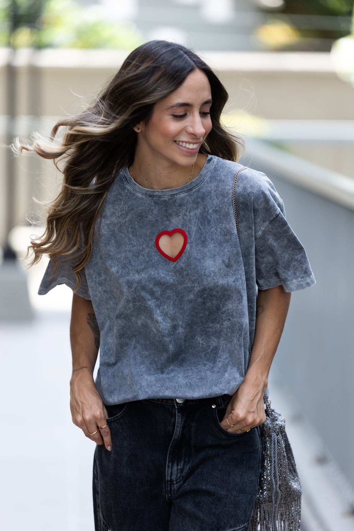 Camiseta Lía corazón rojo